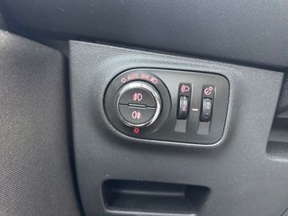 Opel Corsa 1.4 Selective 66kW (90CV) GLP