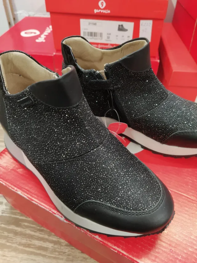 Zapatos Garvalin Talla 30 Brillantes