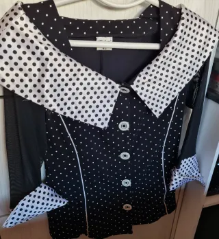 Blusa lunares talla 44