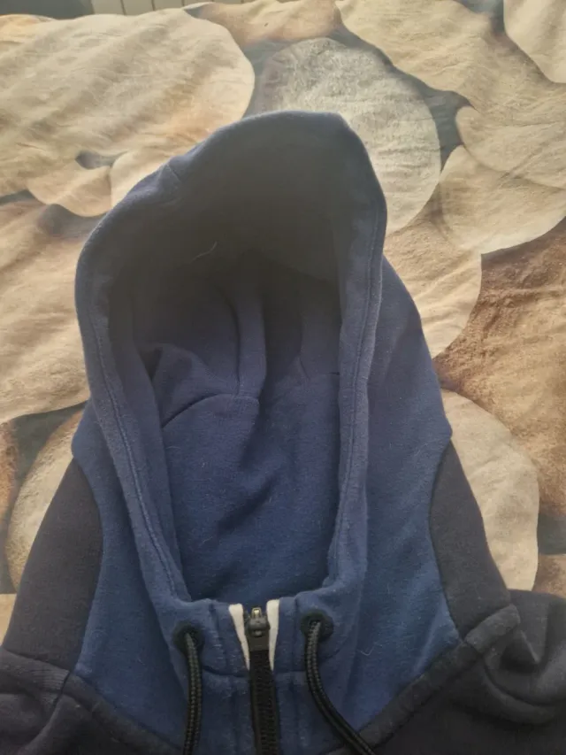 Sudadera con capucha hombre