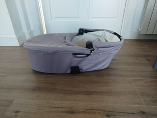 Carrito de bebé + capazo marca Joie color  gris