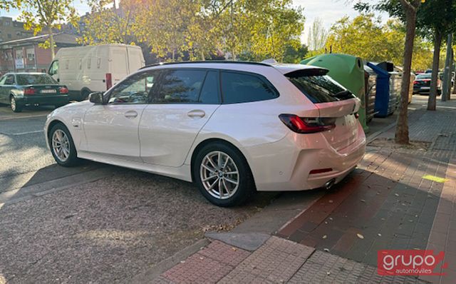 BMW  320e xDrive Touring