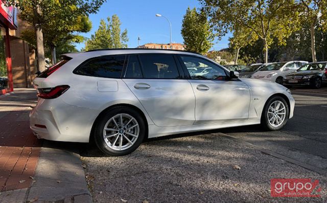 BMW  320e xDrive Touring