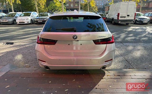 BMW  320e xDrive Touring
