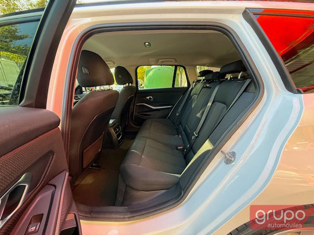 BMW  320e xDrive Touring