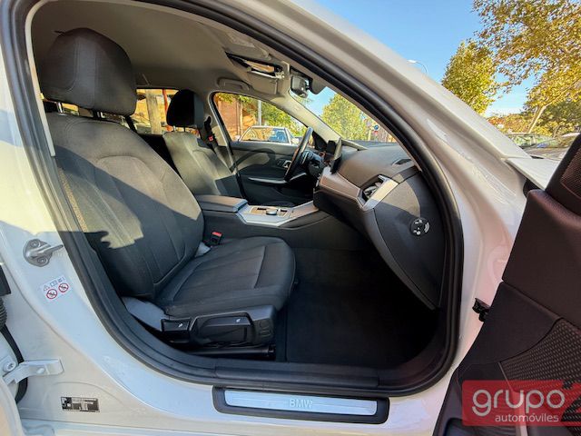 BMW  320e xDrive Touring