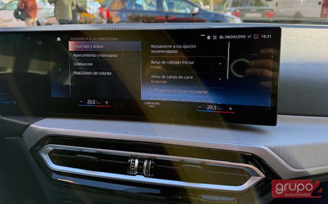 BMW  320e xDrive Touring