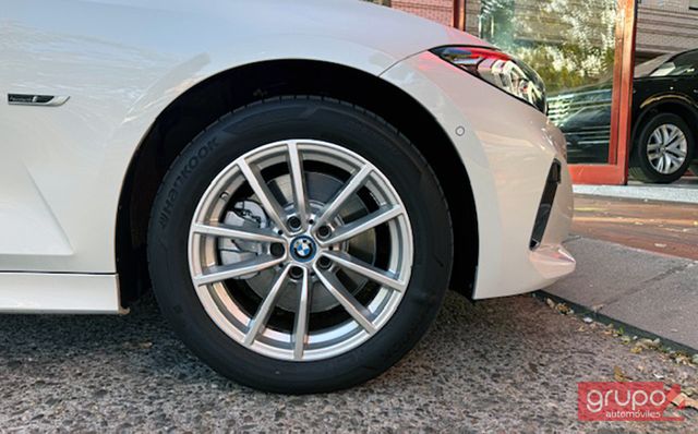 BMW  320e xDrive Touring