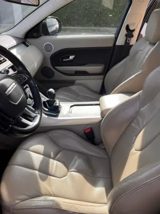 Range Rover Evoque MUY CUIDADO