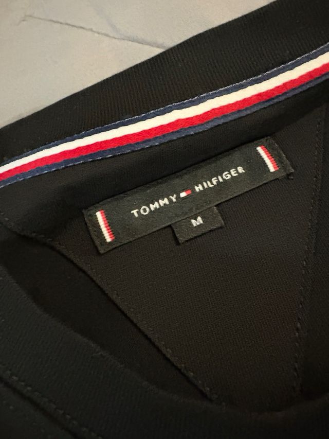 Camiseta Tommy Hilfiger Negra Talla M