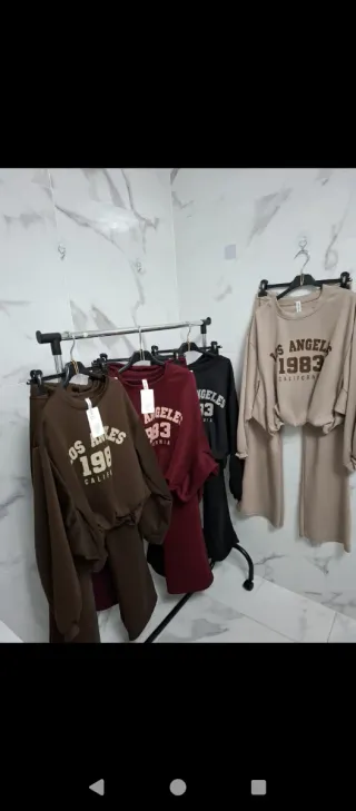 3 Chándal mujer de varios colores disponibles