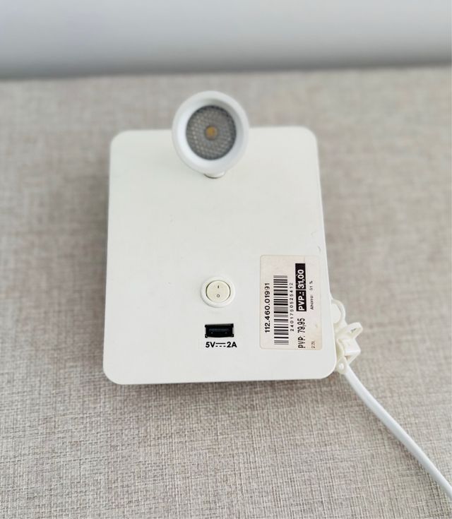 Aplique LED pared con USB