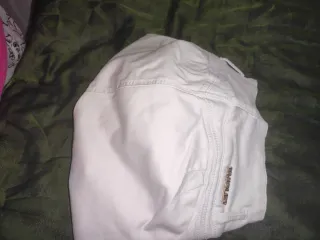 Pantalones colombianos levanta cola blancos