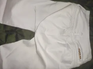 Pantalones colombianos levanta cola blancos