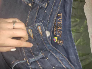 Pantalones colombianos levanta cola blancos