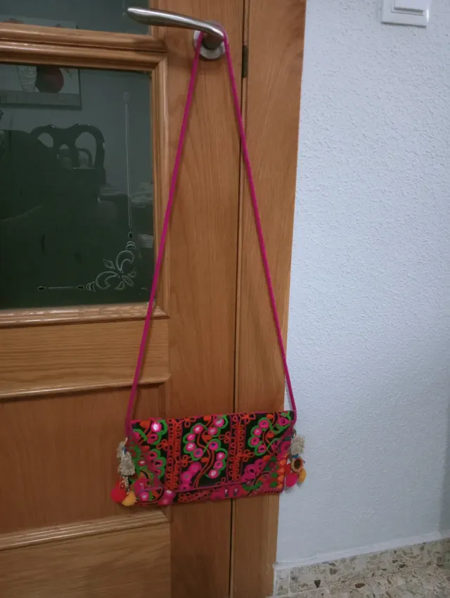 Bolso de fiesta bordado PIRITTA