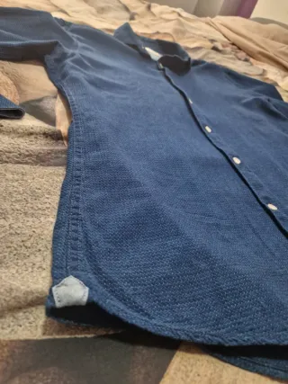 Camisa de hombre azul