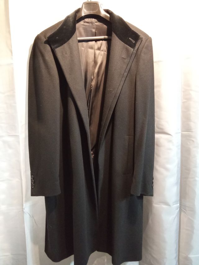 Sobretudo preto gola veludo