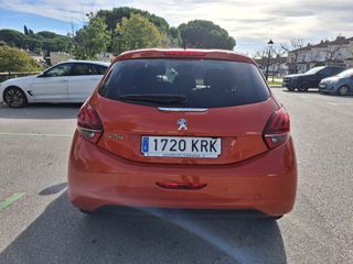 Peugeot 208 TechEdition 82cv gasolina 5 puertas