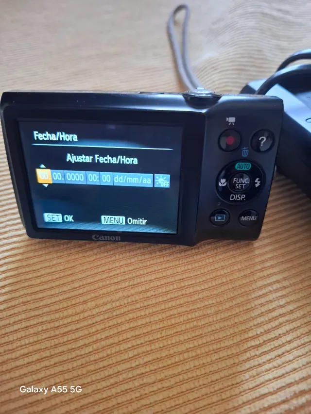 Cámara Canon PowerShot A2300 HD 16MP 5x Zoom