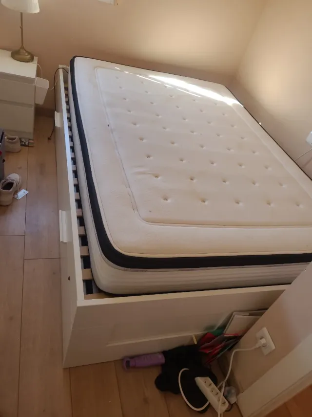 Cama 140x200 + Colchón 135×30×190