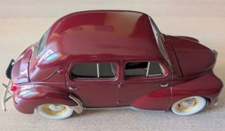 Maqueta Renault 4 CV Escala 1/17 marca Sólido