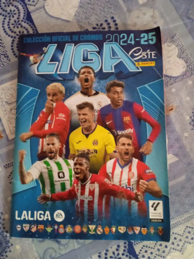 Colección Cromos Liga Este 24/25 Panini