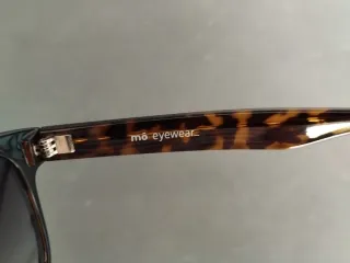 Gafas de Sol MÓ eyewear. Negras/Marrones