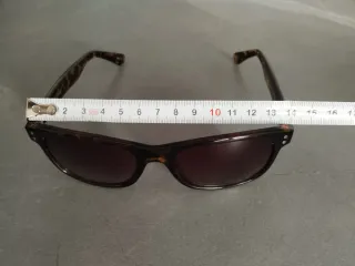 Gafas de Sol MÓ eyewear. Negras/Marrones