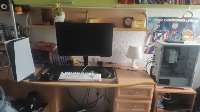 Monitor Samsung Odyssey G4 27 240Hz G-Sync