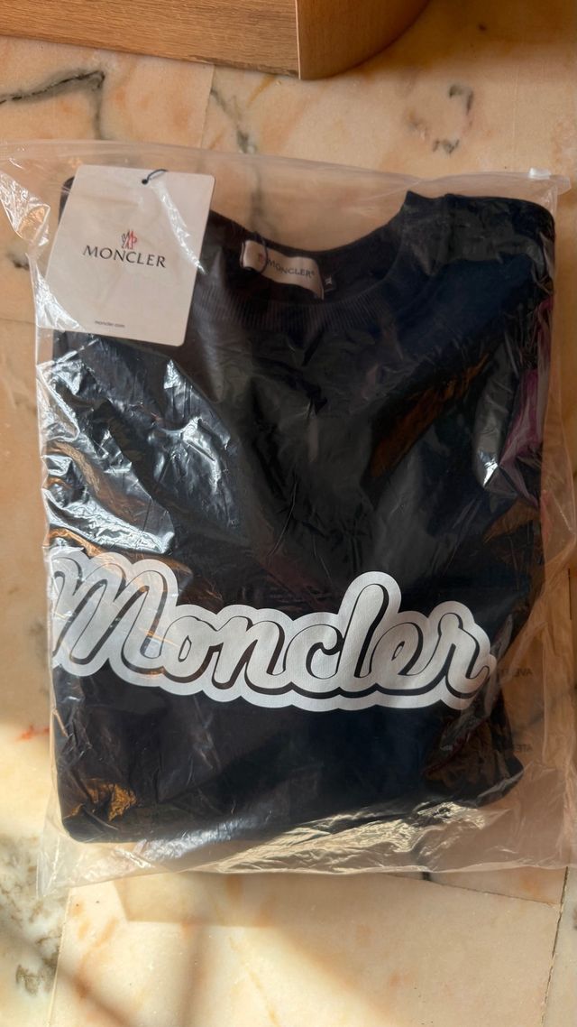 Sudadera Negra Logo