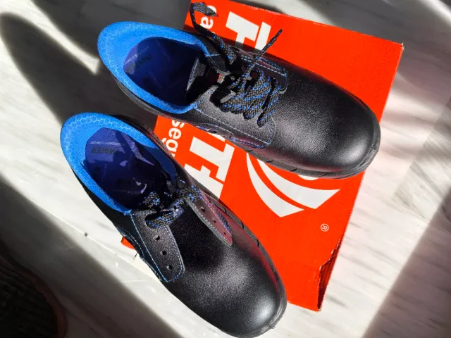 Zapatos de Seguridad Panter Negros y Azules