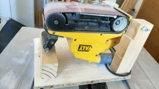 Lijadora de banda de walt