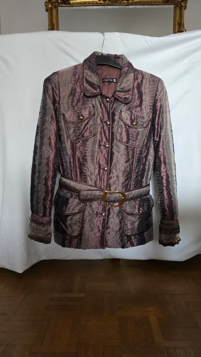 Chaqueta acolchada en beises y marrón