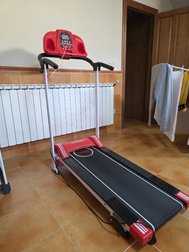 Cinta de Correr Cecotec 1000W