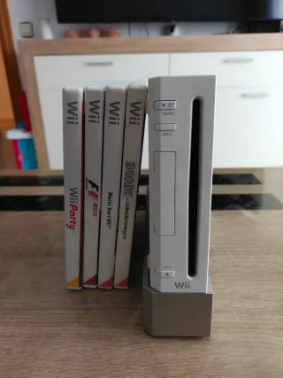 Consola Nintendo Wii Blanca + 5 Juegos