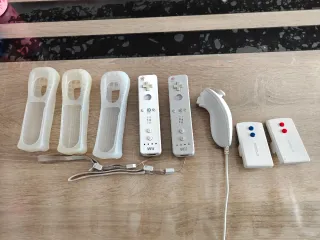 Consola Nintendo Wii Blanca + 5 Juegos