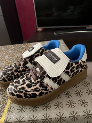Zapatos leopardo