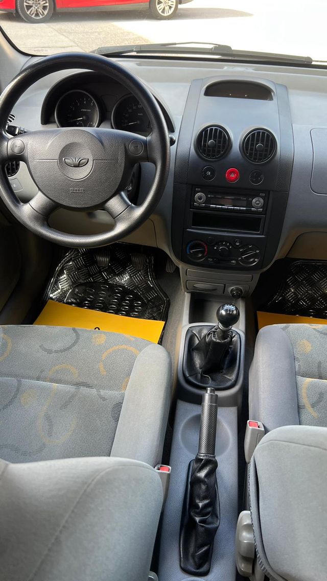 Daewoo Kalos Etiqueta B