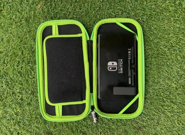 Nintendo Switch + Accesorios