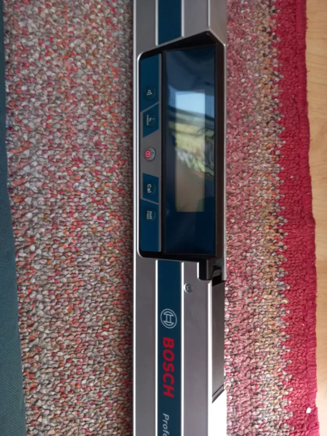 Nivel Digital Bosch Profesional 60GIM