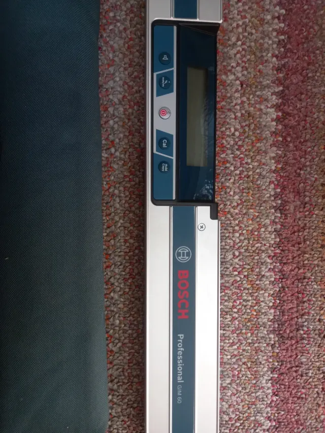 Nivel Digital Bosch Profesional 60GIM