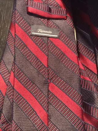 Corbata Rayas Rojas y Marrones