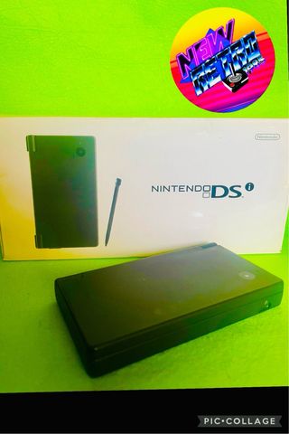 Nintendo DSi Negra, con caja, completa.