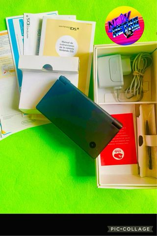 Nintendo DSi Negra, con caja, completa.