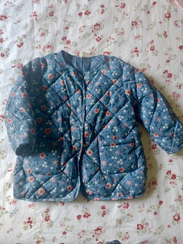 Abrigo Zara bebé floral