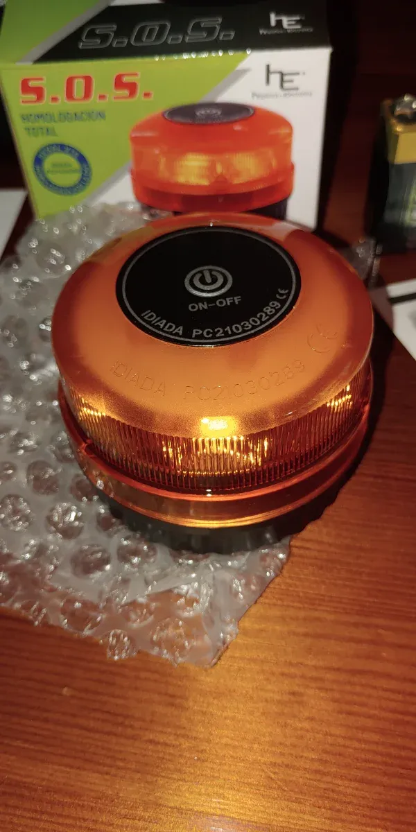 Kit Baliza Emergencia homologada, Chaleco y Bolso