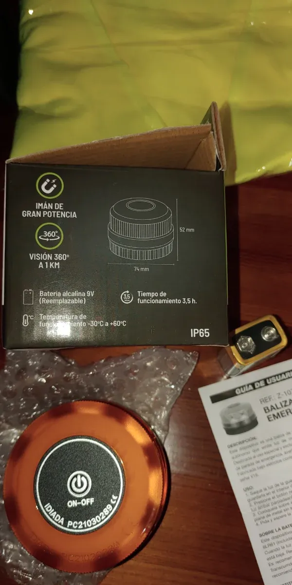 Kit Baliza Emergencia homologada, Chaleco y Bolso