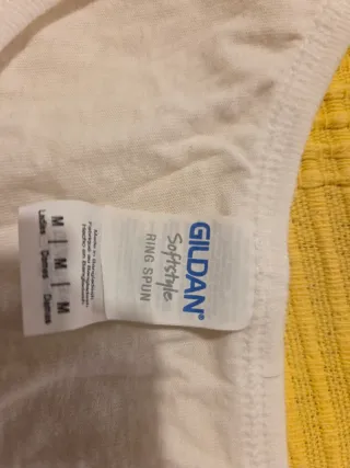 Camiseta sin mangas con corbata de estrellas