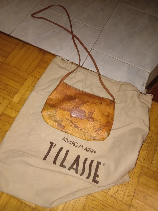 Borsa Alviero Martini 1a Classe